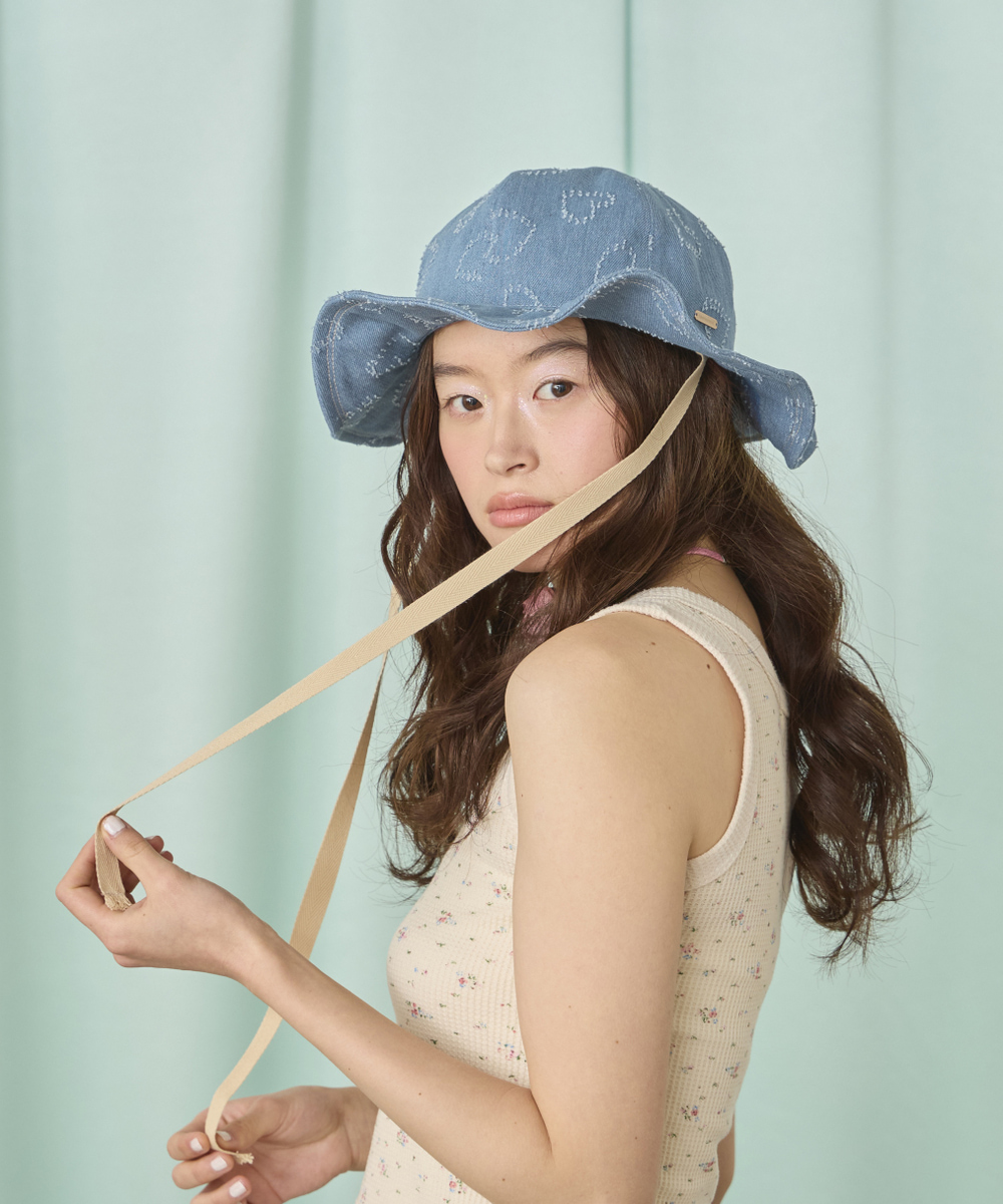 BLUE 　モデル頭囲：54.5cm　着用サイズ：57.5cm