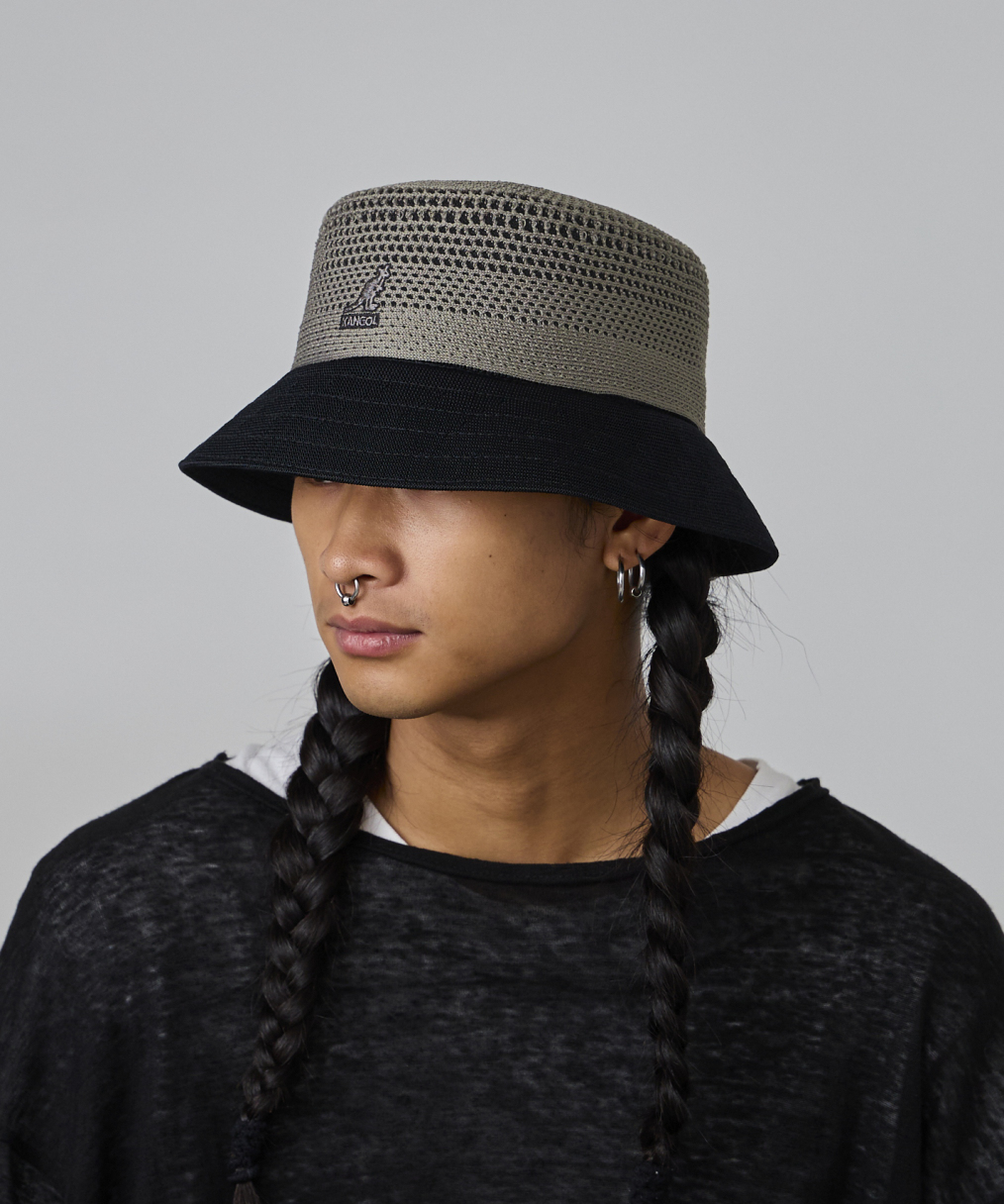 WARM GREY/BLACK