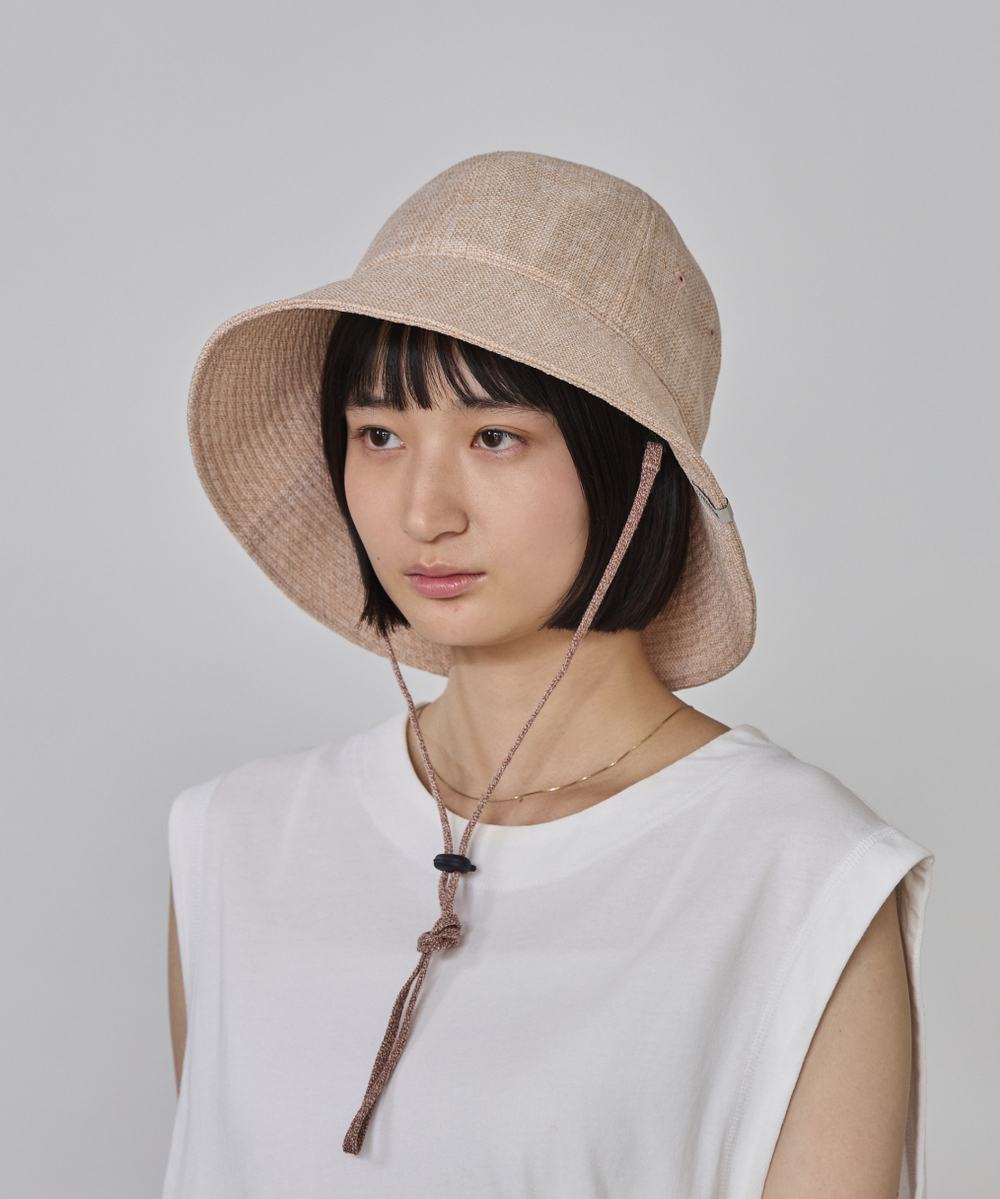 PINK 　モデル頭囲：55.5cm　着用サイズ：57.5cm