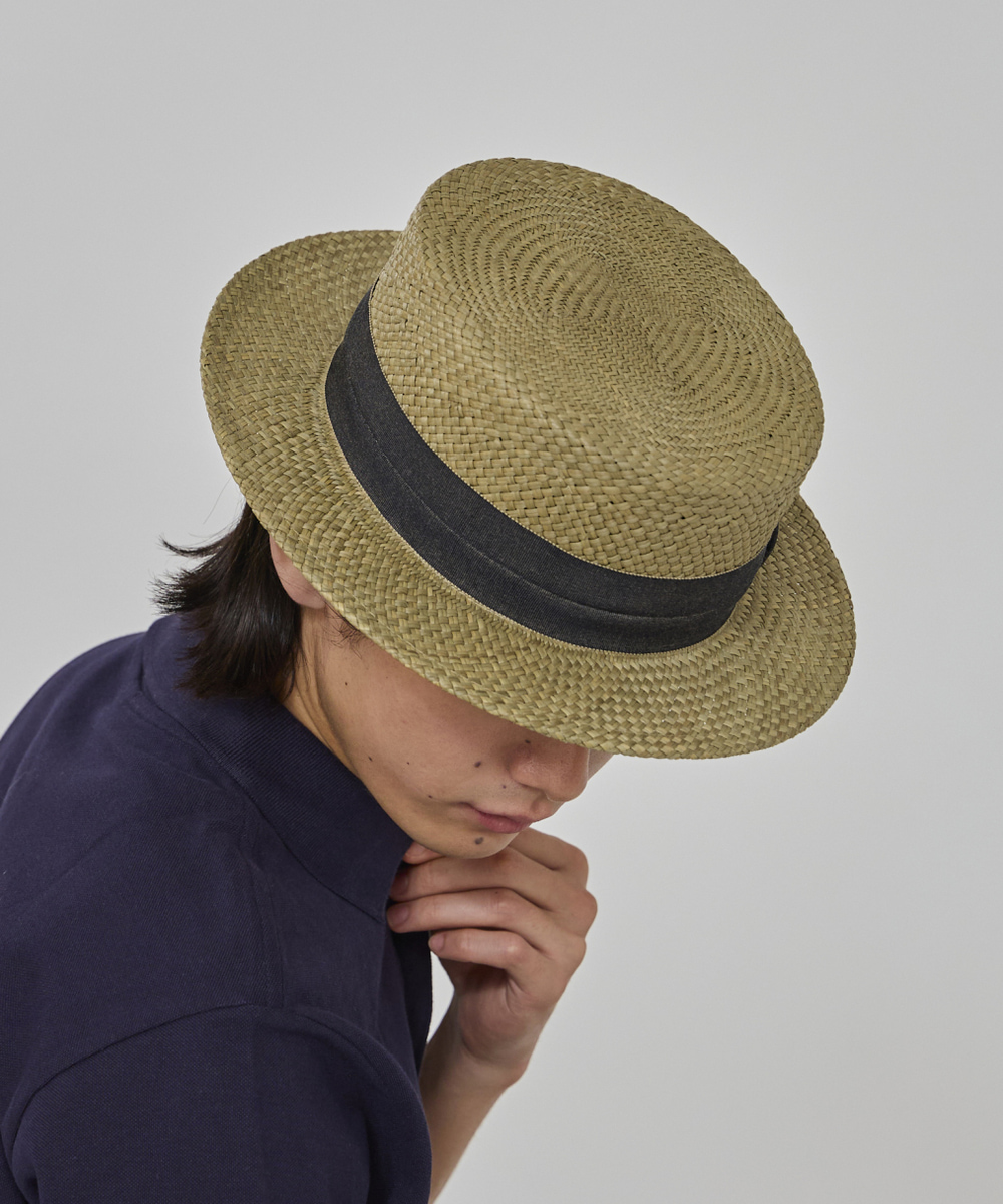 BEIGE 　モデル頭囲：57cm　着用サイズ：58cm