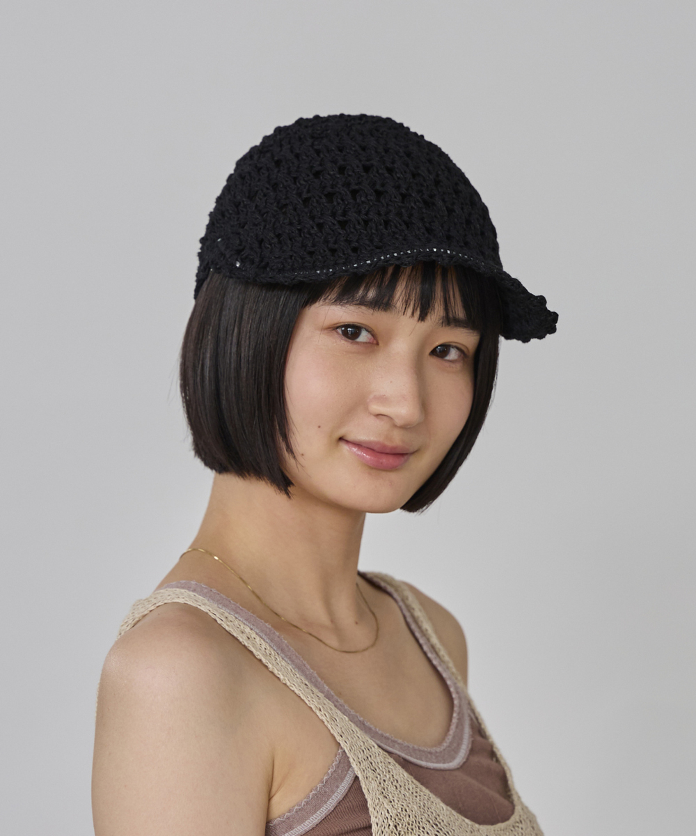 BLACK 　モデル頭囲：55.5cm　着用サイズ：57cm～59cm