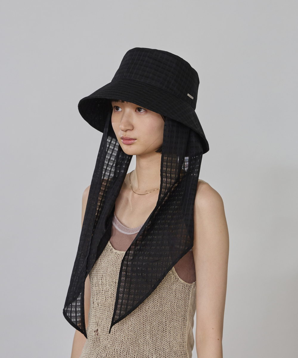 BLACK 　モデル頭囲：55.5cm　着用サイズ：58cm