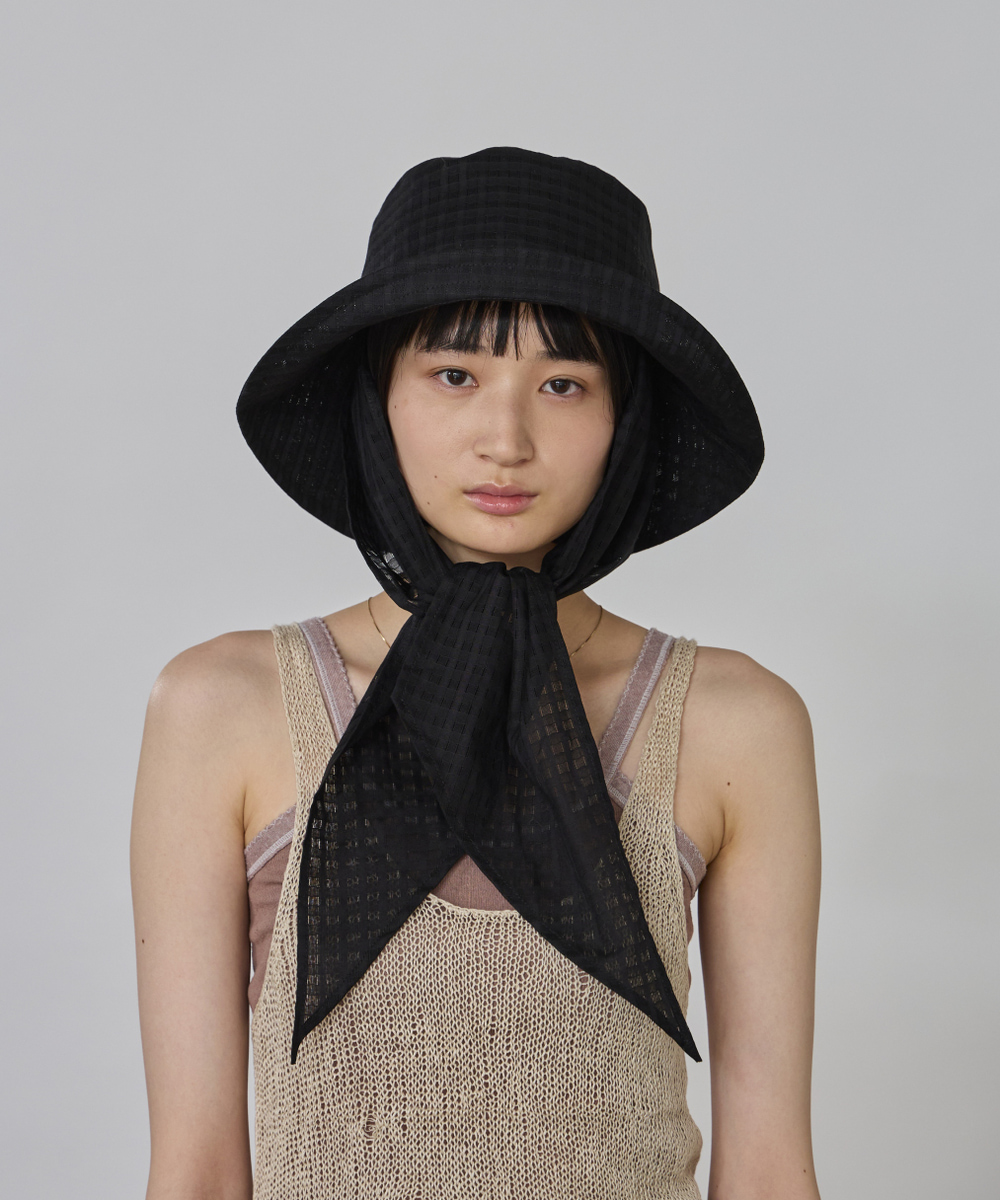 BLACK 　モデル頭囲：55.5cm　着用サイズ：58cm