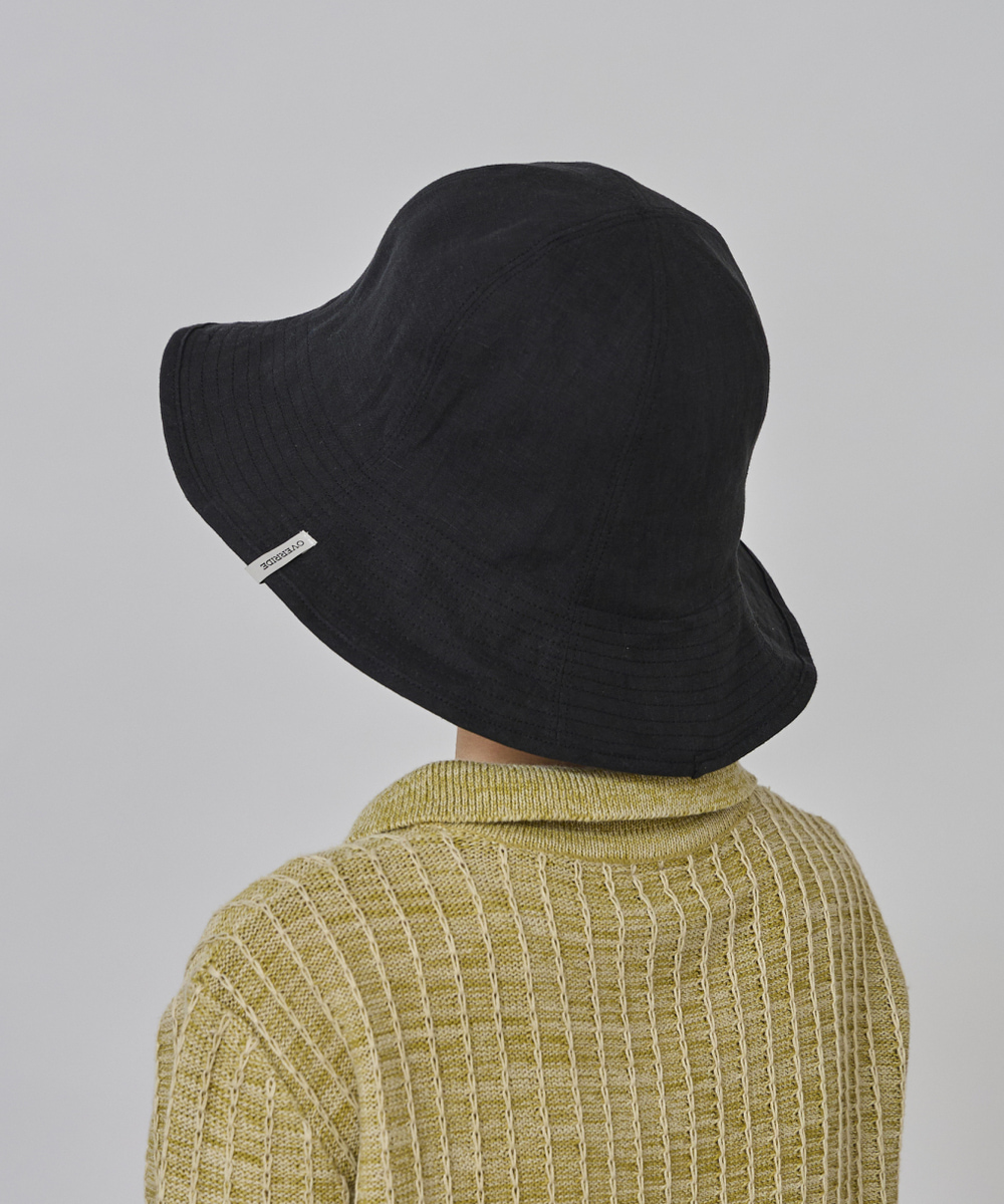 BLACK 　モデル頭囲：55.5cm　着用サイズ：58cm