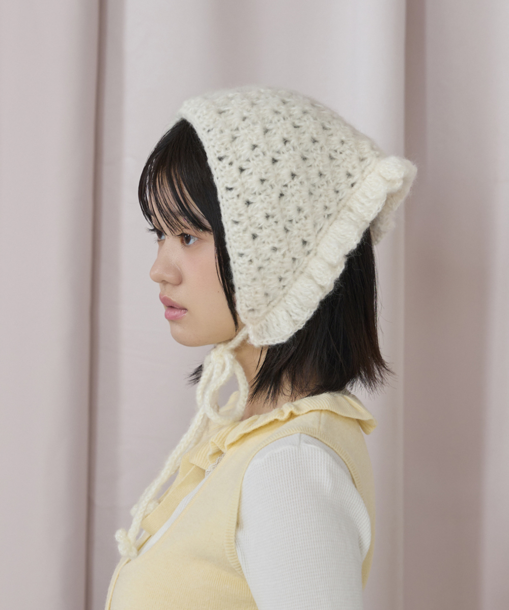 MILKY WHITE