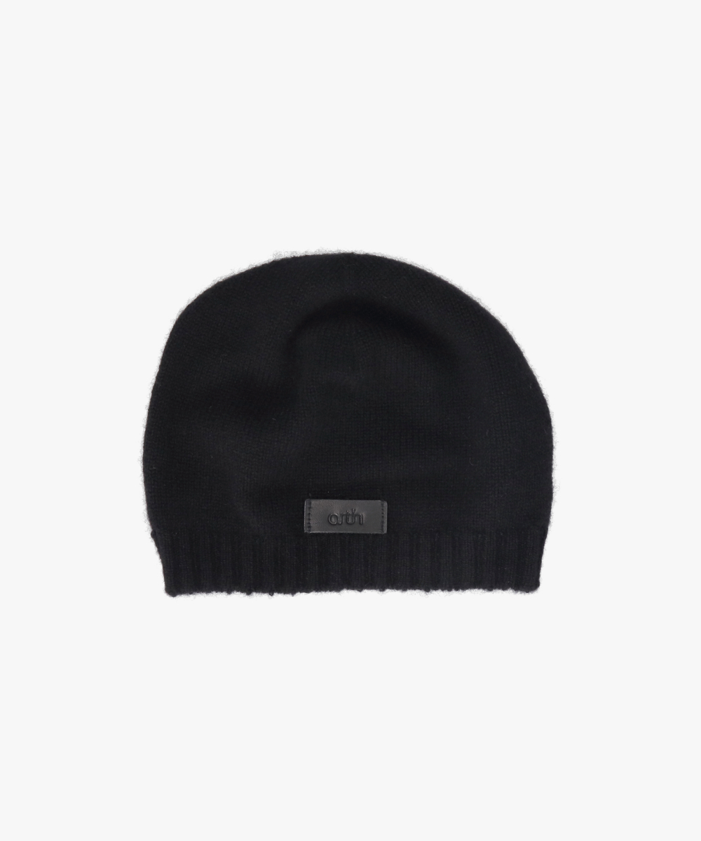 BLACK (01)