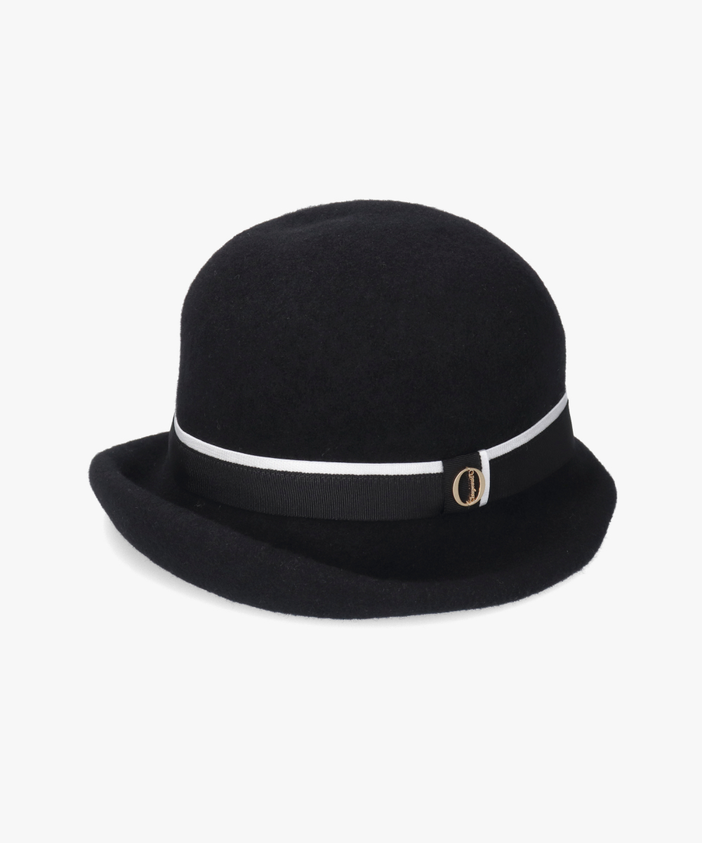 BLACK (01)