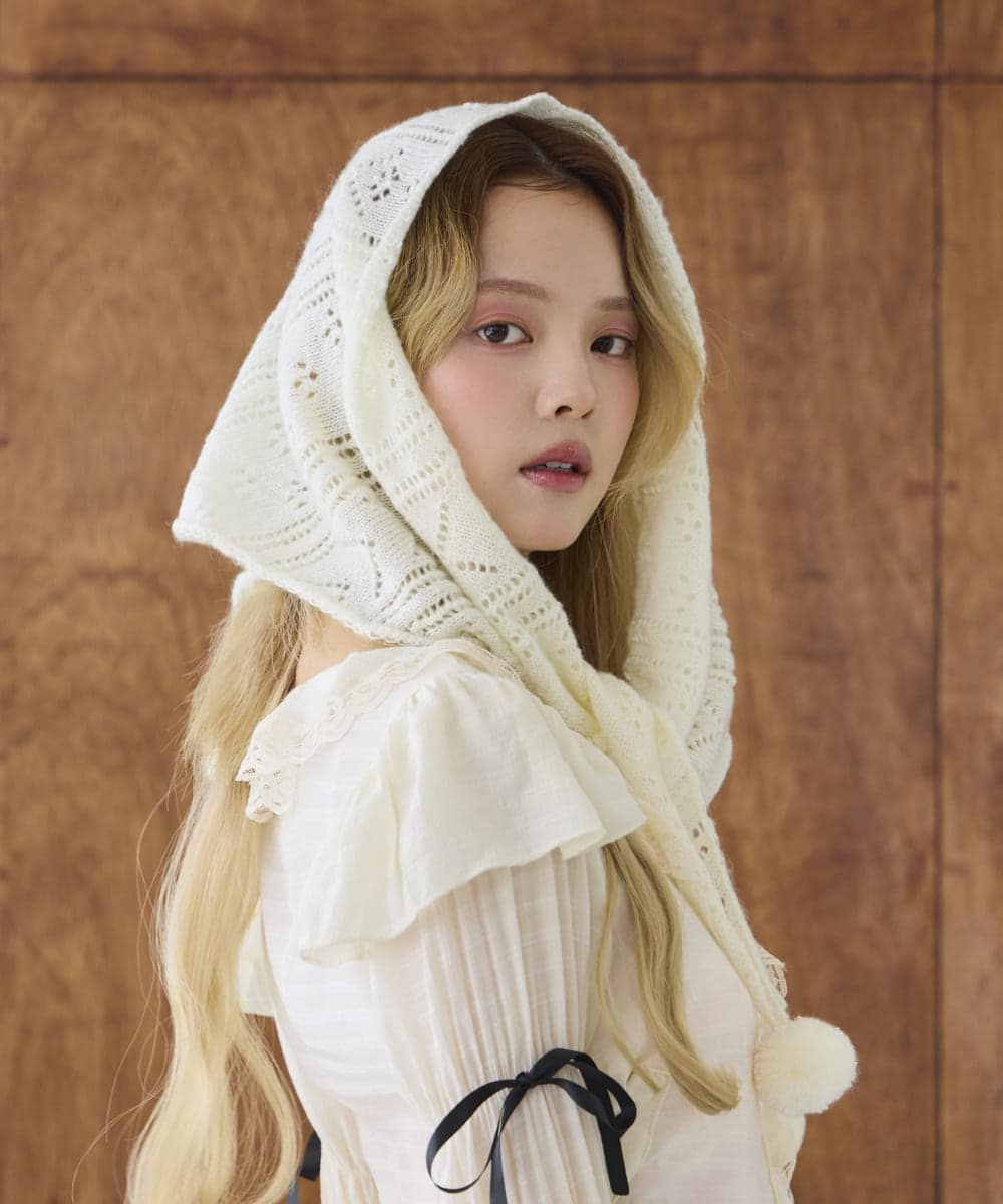 MILKY WHITE