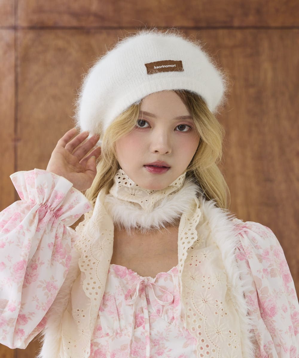 MILKY WHITE