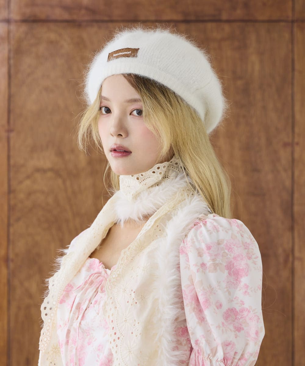 MILKY WHITE