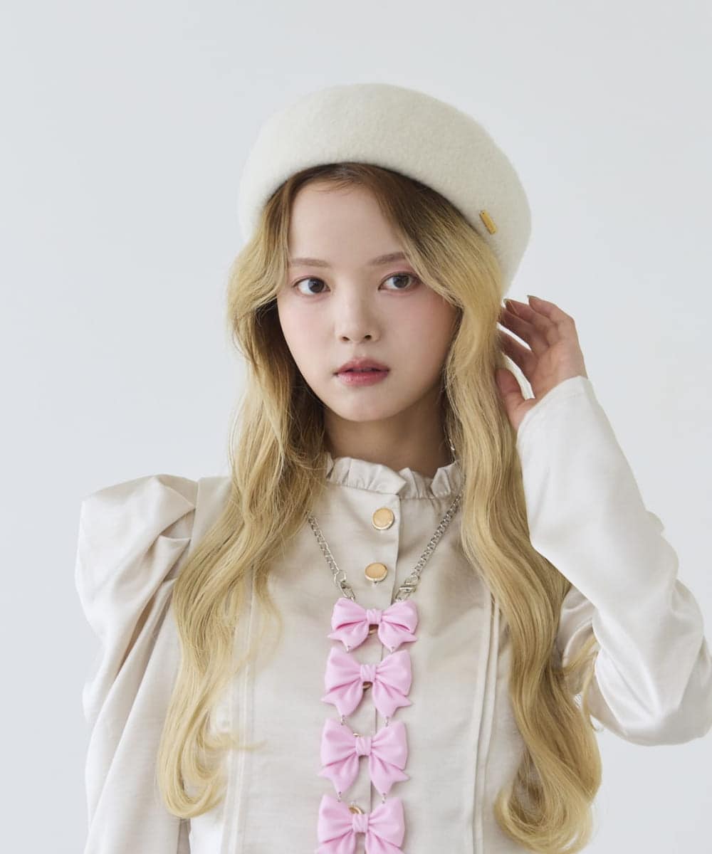 MILKY WHITE