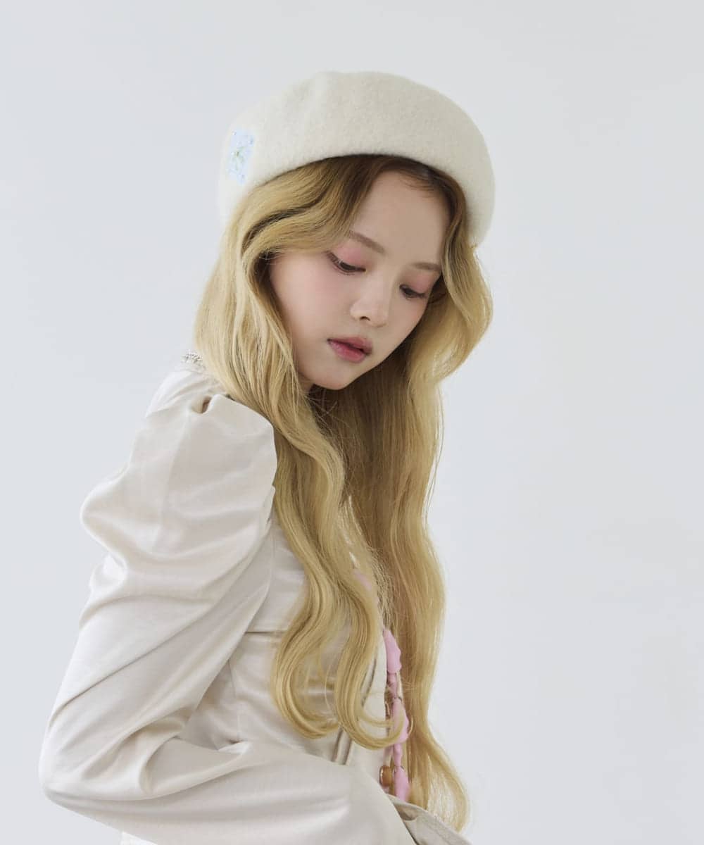 MILKY WHITE