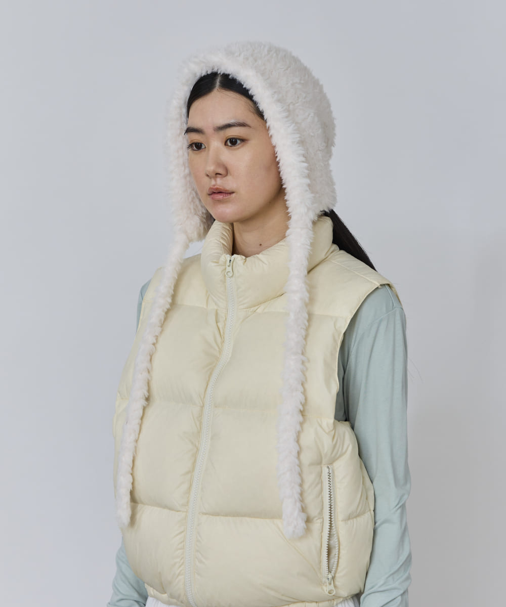 OVERRIDE  KNIT FURRY BONNET HOOD