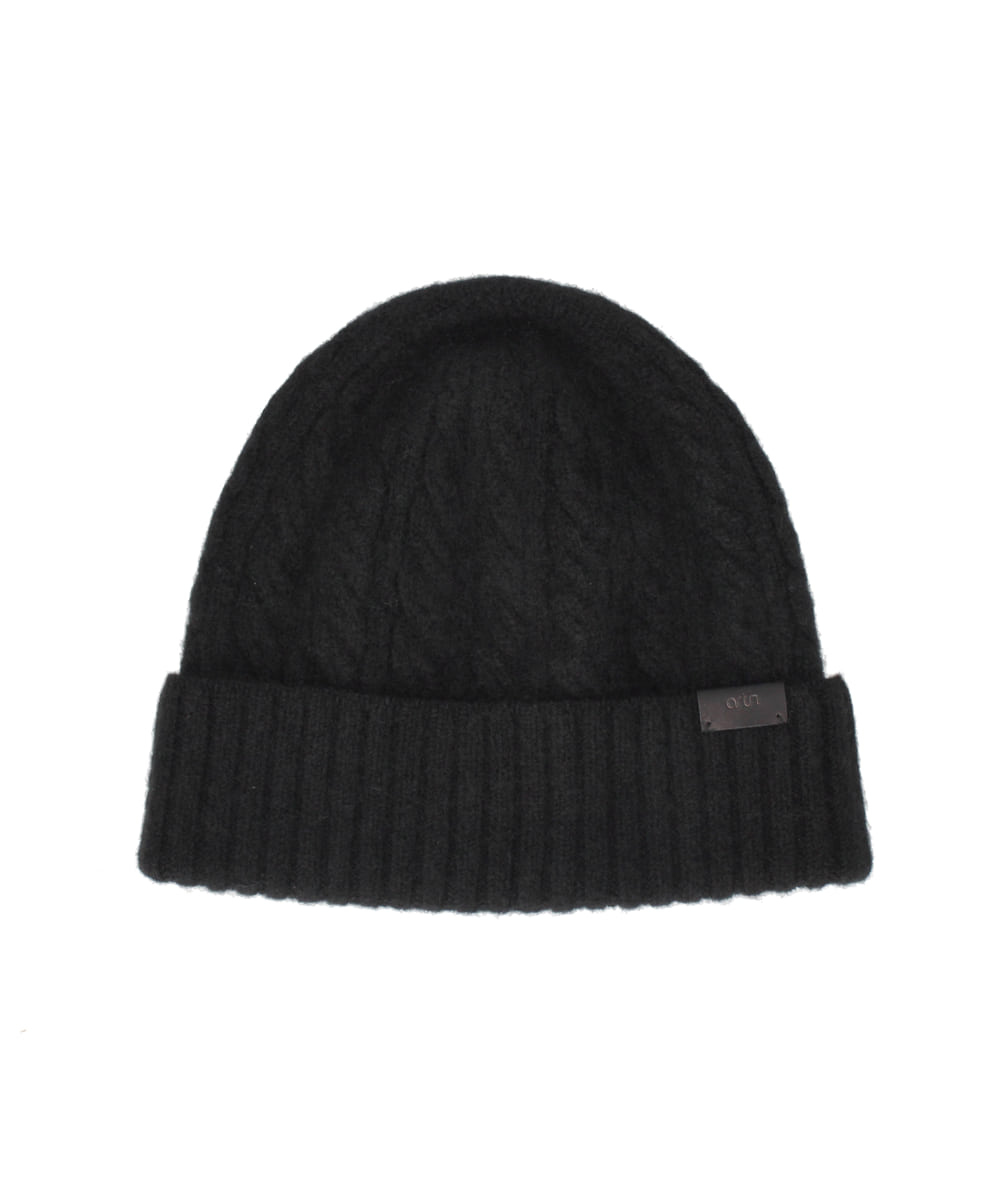 BLACK (01)