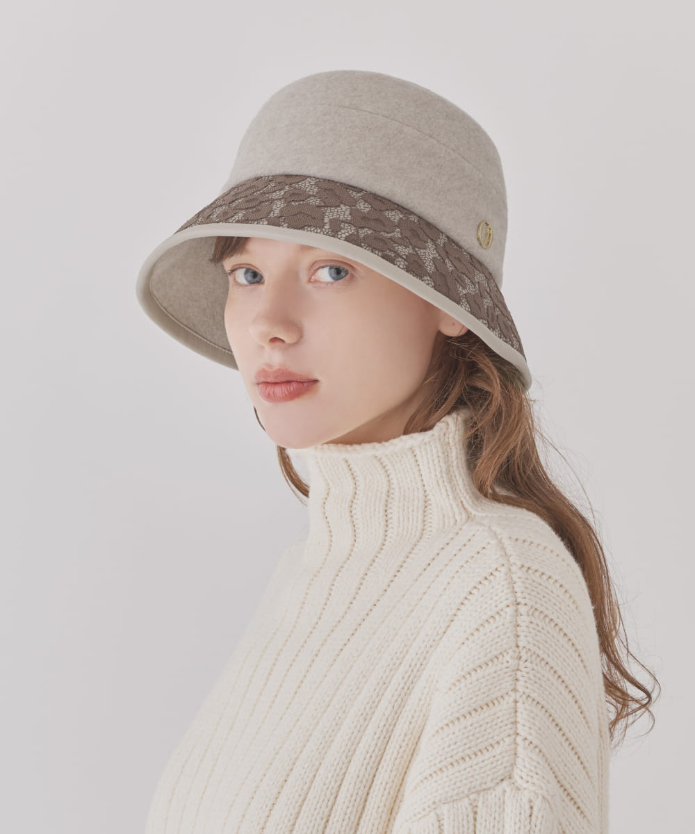 LT BEIGE