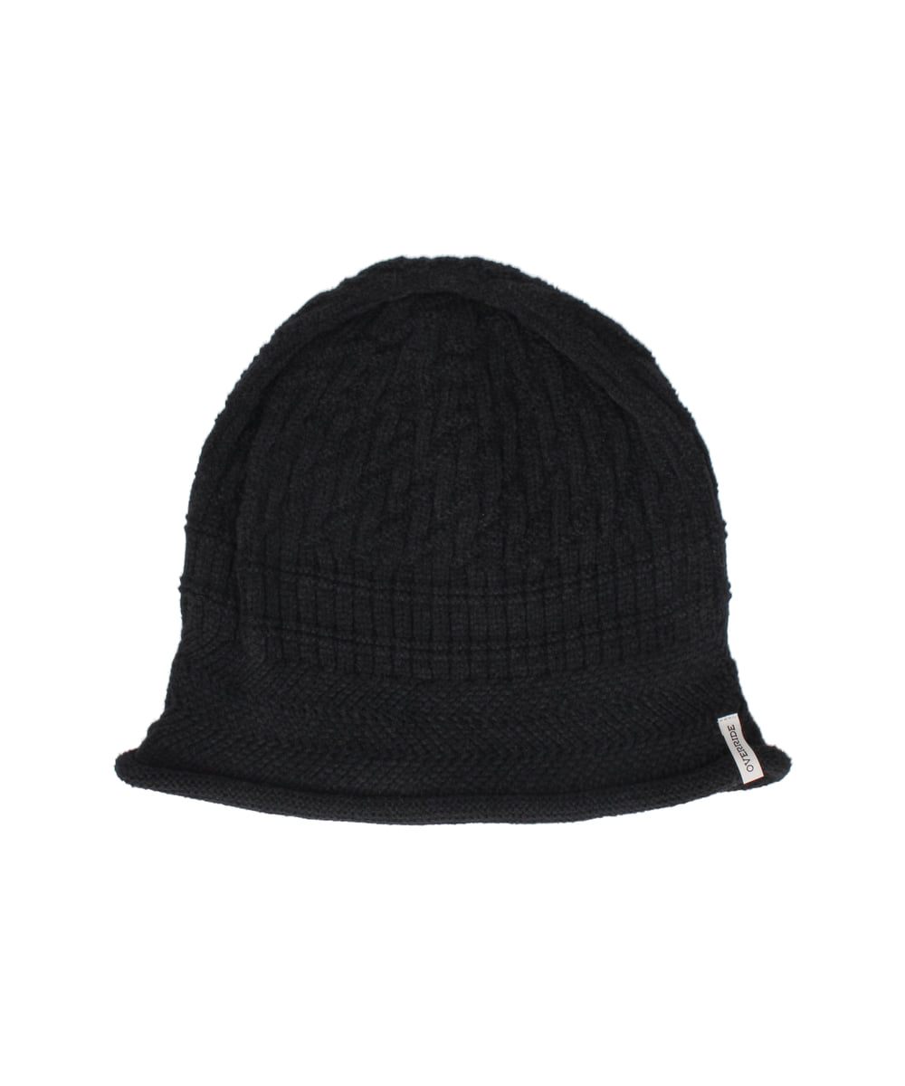 BLACK (01)