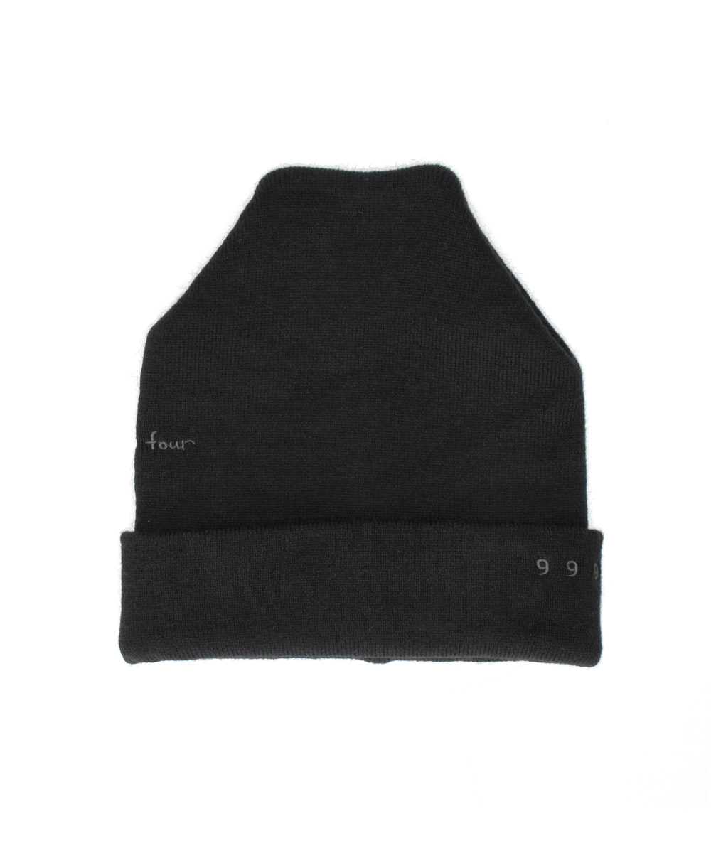 BLACK (01)