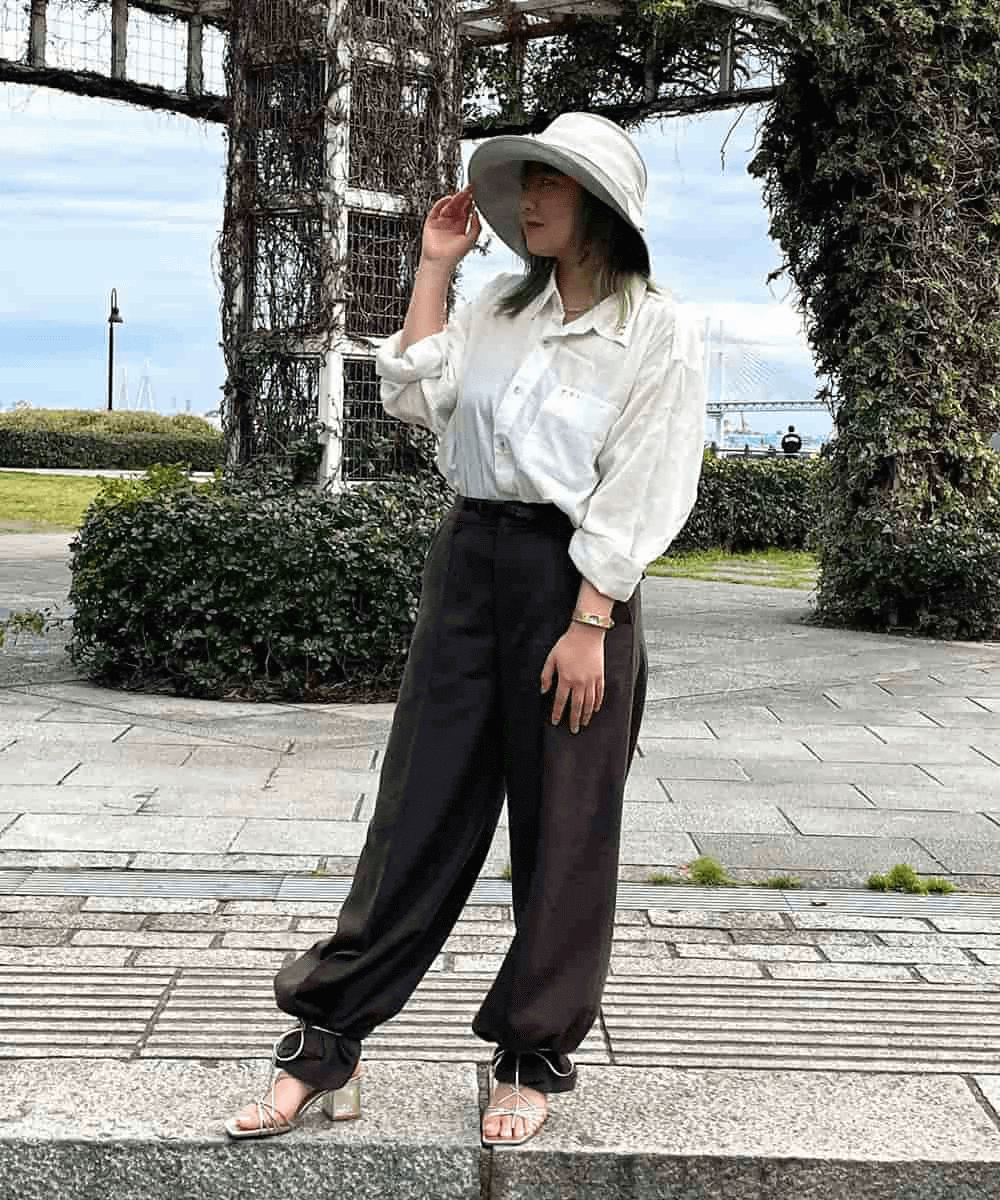 GRAY 身長：153cm　着用サイズ：56cm